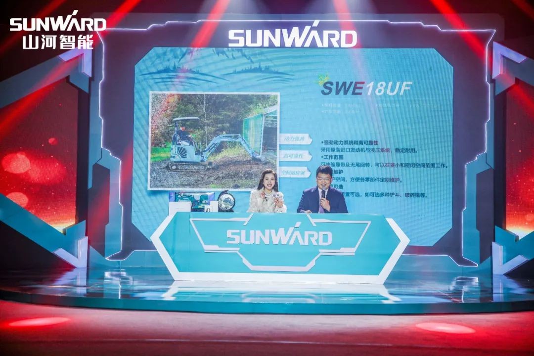 全程送礼！ezweb易利娱乐平台智能龙仰面专场直播精彩收官！