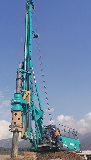 一枚“铁粉”！土耳其客户采购ezweb易利娱乐平台智能旋挖钻机