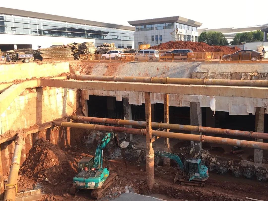 超强施工组合！ezweb易利娱乐平台智能助力长沙地铁6号线建设