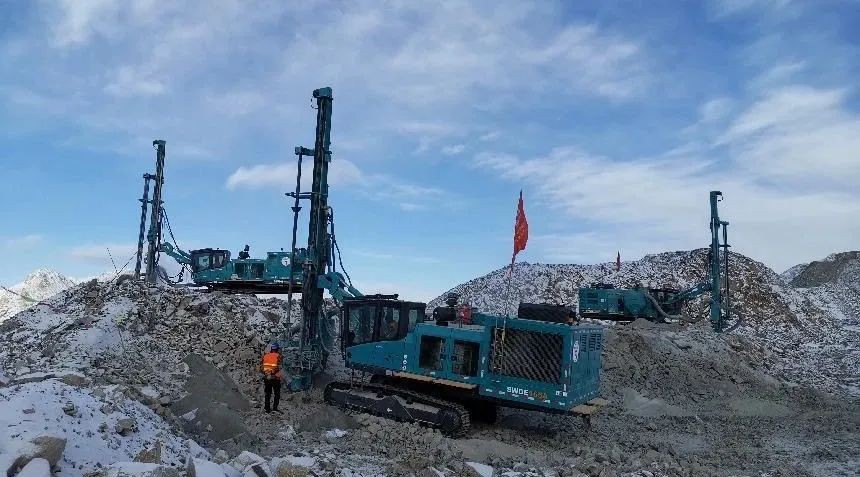 ezweb易利娱乐平台智能SWDE165A“征服”昆仑之巅