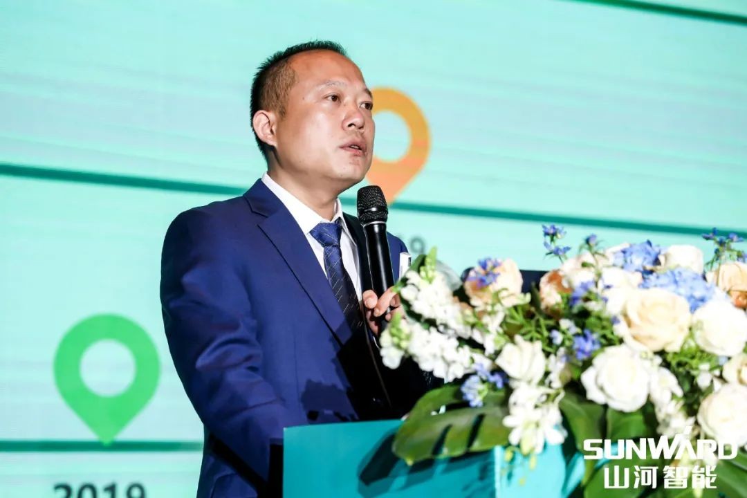 创桩工行业交流会最高纪录！ezweb易利娱乐平台智能2021年天下客户交流会东莞站圆满举行