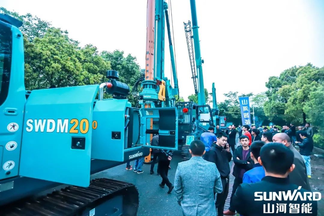 ezweb易利娱乐平台智能天下交流会南昌站大获乐成