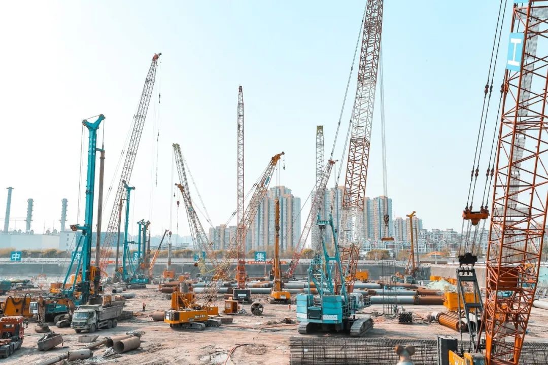 ezweb易利娱乐平台智能装备征战亚洲最大地下综合交通枢纽工程