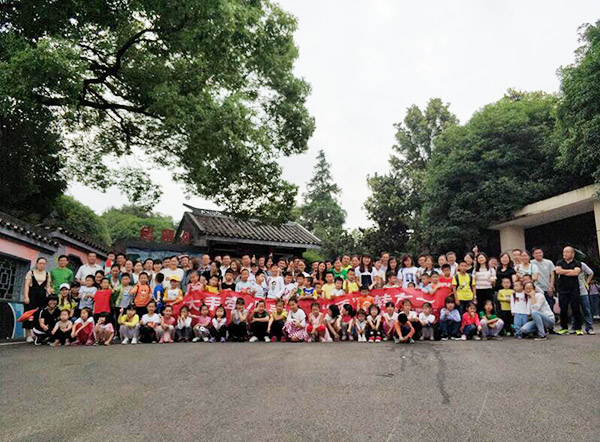 大手牵小手·“顽”转六一，ezweb易利娱乐平台智能首次六一亲子主题活动圆满举行