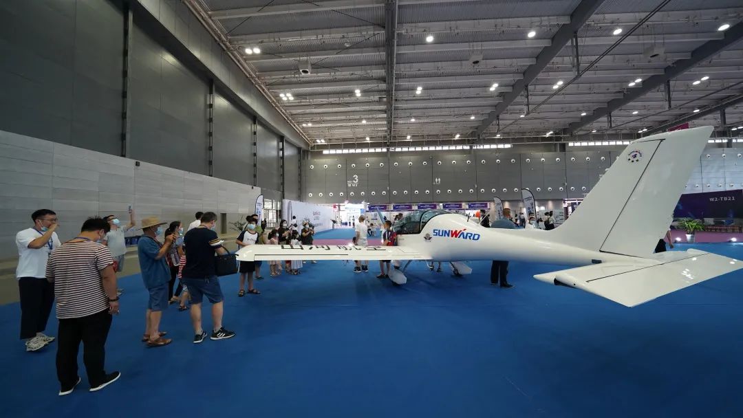 明星产品受追捧，ezweb易利娱乐平台航空携多款产品精彩亮相2021年湖南航展