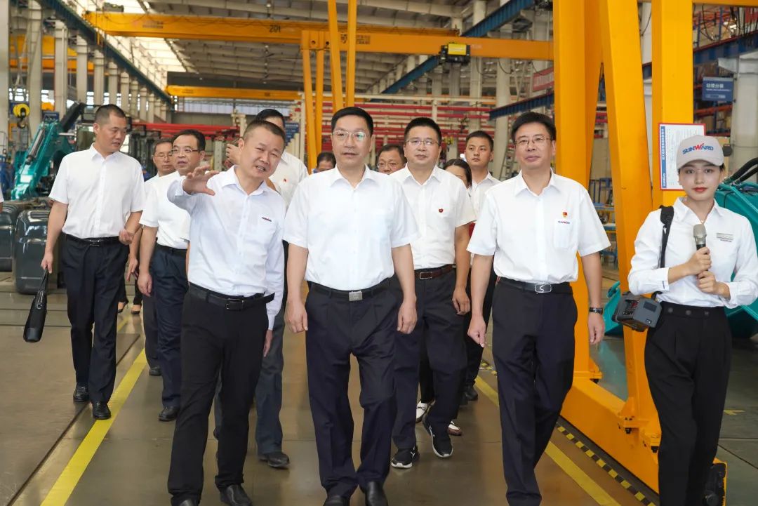 湖南省委常委、省纪委书记、省监委署理主任王双全调研ezweb易利娱乐平台智能