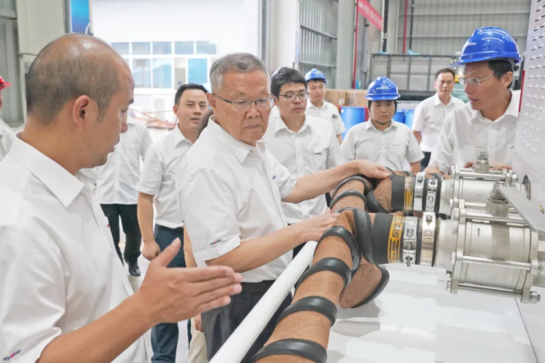 媒体聚焦 | ezweb易利娱乐平台智能董事长、首席专家何清华：切记总书记嘱托 施展先导式立异优势 走高质量生长蹊径