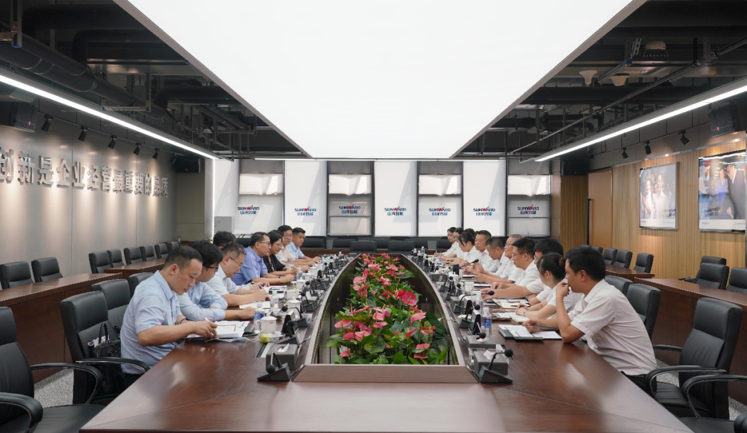 中国出口信用包管公司向导一行调研ezweb易利娱乐平台智能