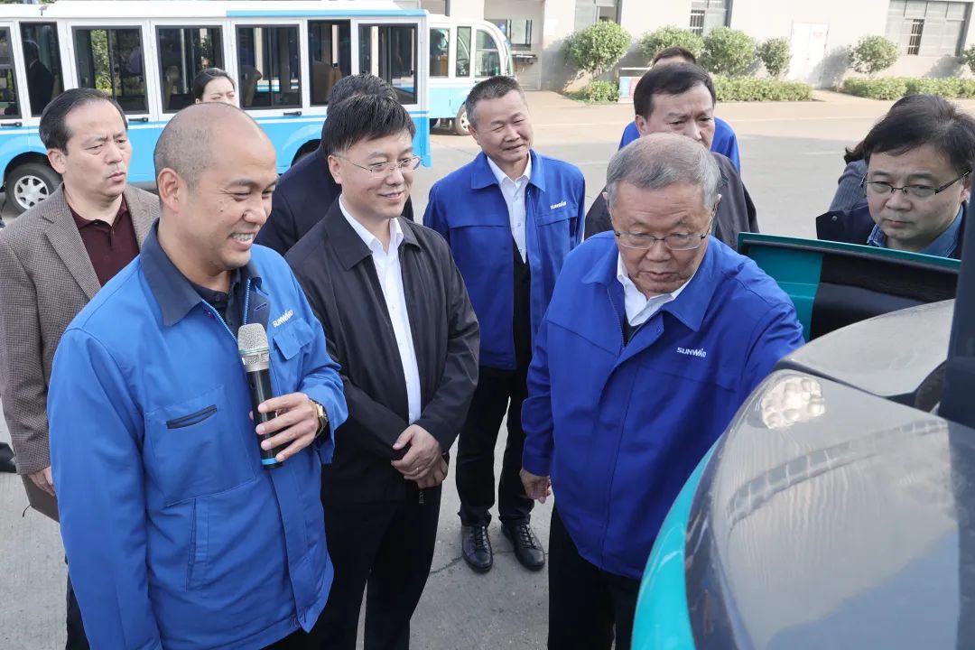 广州工控总司理景广军调研ezweb易利娱乐平台智能
