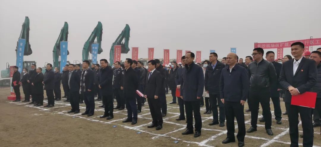 “ezweb易利娱乐平台绿”精彩亮相！ezweb易利娱乐平台智能装备周全助力长沙机场改扩建项目