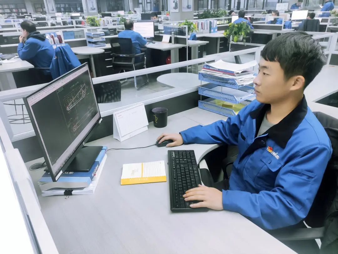 你好 2022！再见 2021！我与ezweb易利娱乐平台智能共生长