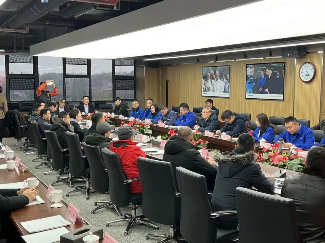 湖南异地商会联合会组织外洋湘商来访ezweb易利娱乐平台智能