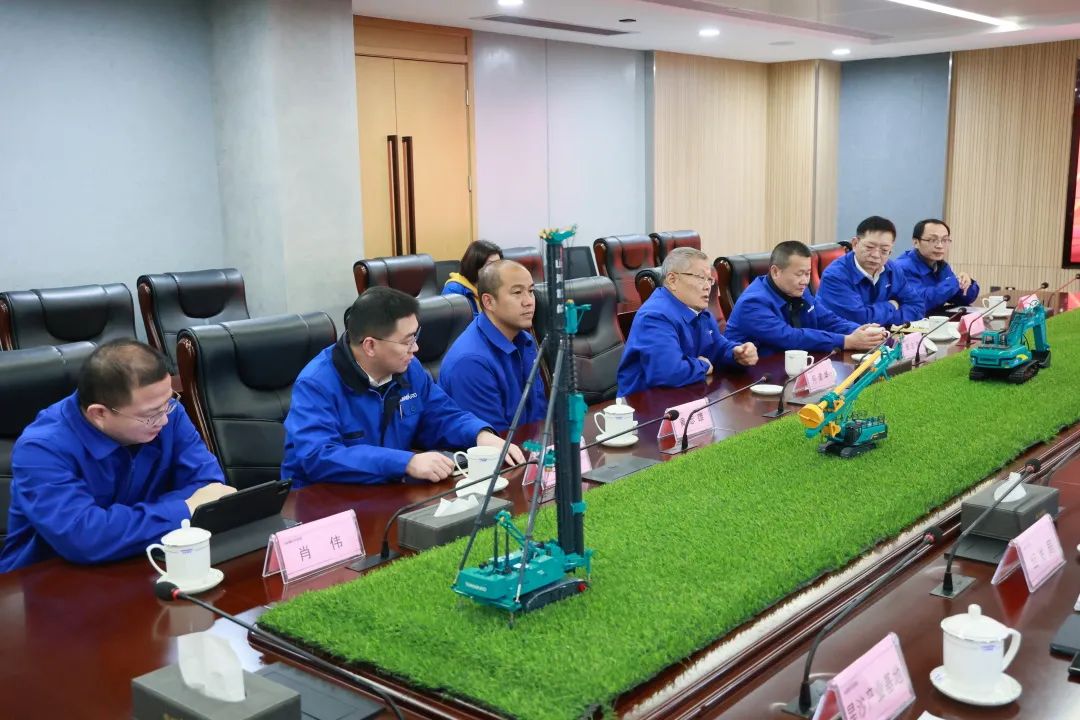 张庆红调研ezweb易利娱乐平台智能