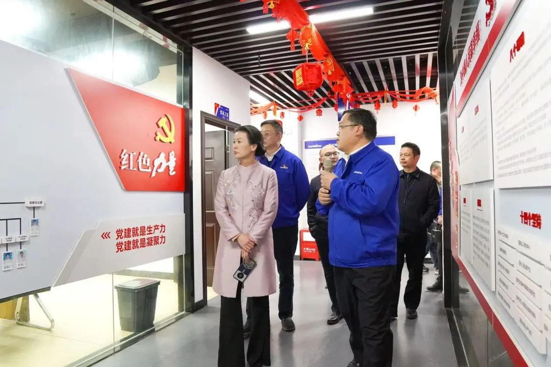 长沙市总工会、长沙经开区总工会一行调研ezweb易利娱乐平台智能
