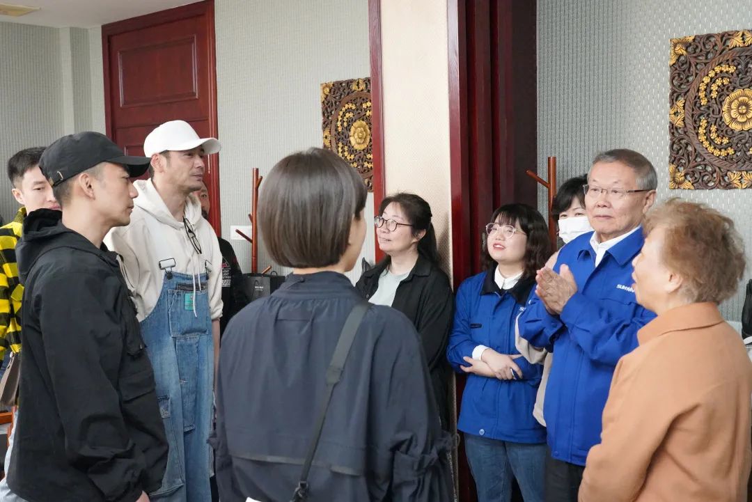 硬实力+软手刺！ezweb易利娱乐平台智能协拍电视剧《重中之重》开机