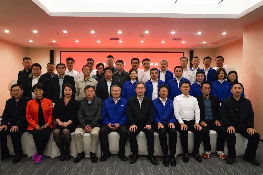 抱团出海，携手共赢！何清华带队赴湖南异地商会联合会造访交流