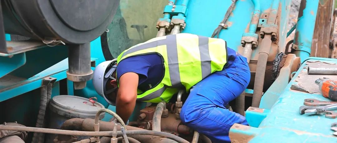 3650天、3000余条工单……90后“张师傅”用十年轻春诠释ezweb易利娱乐平台匠心
