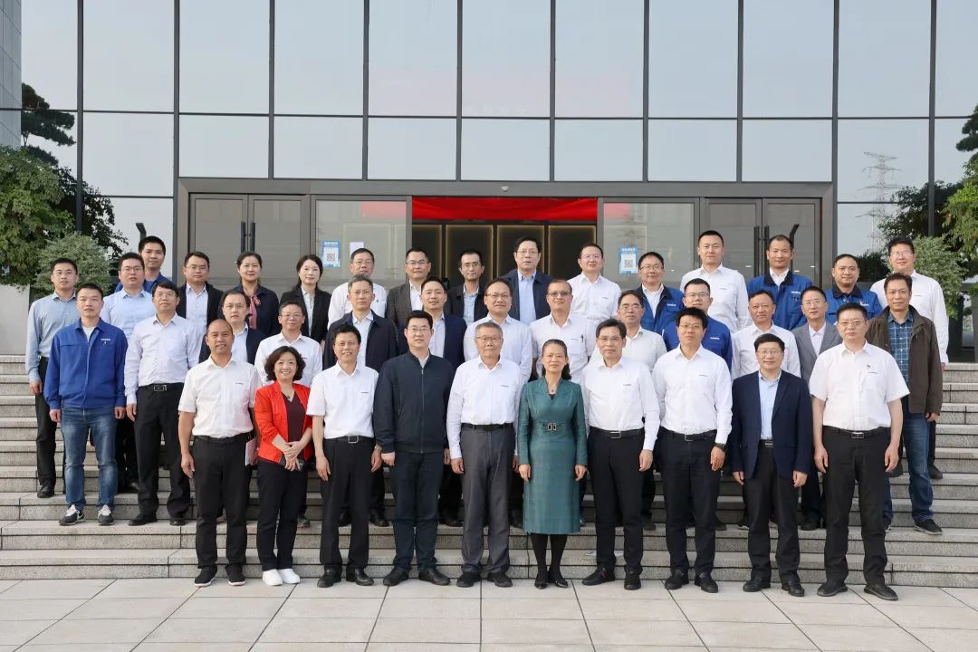 深化产学研相助！中南大学校长、中国工程院院士田红旗率团造访ezweb易利娱乐平台智能