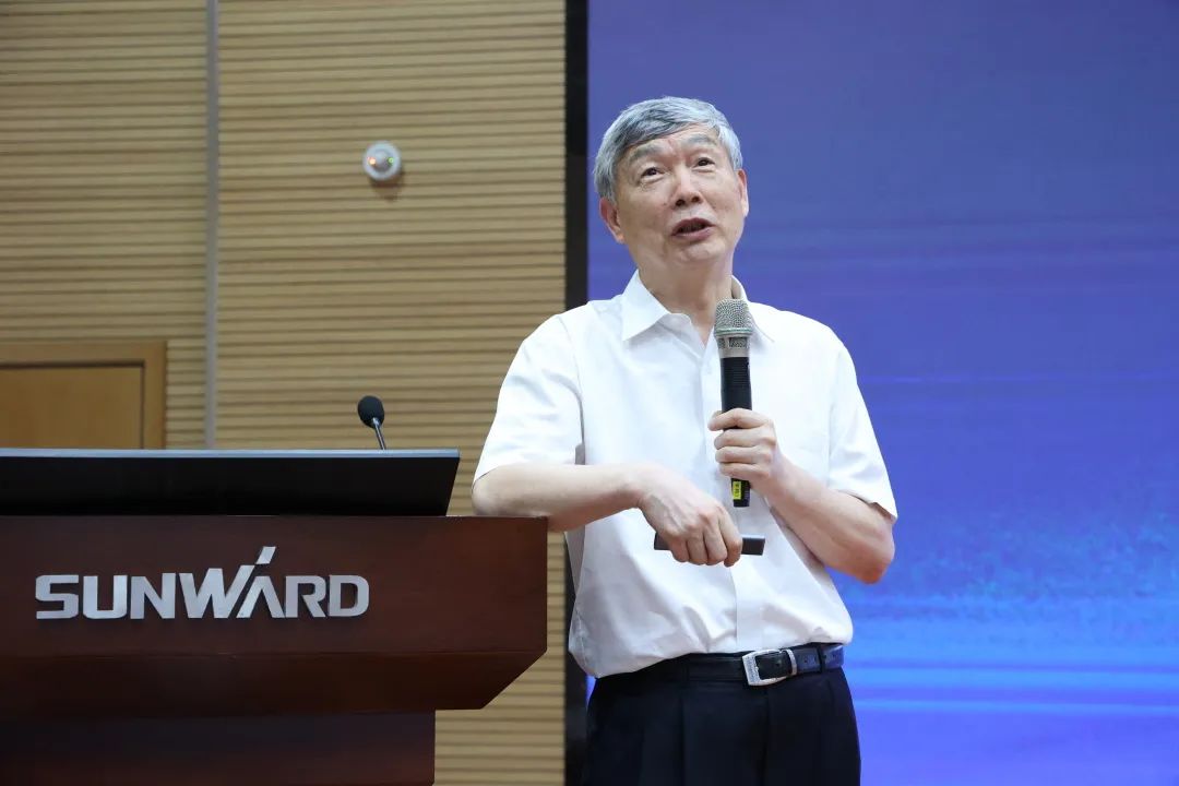 立异引领，智造未来！“2022院士专家长沙行”高端装备高质量生长钻研会盛大举行