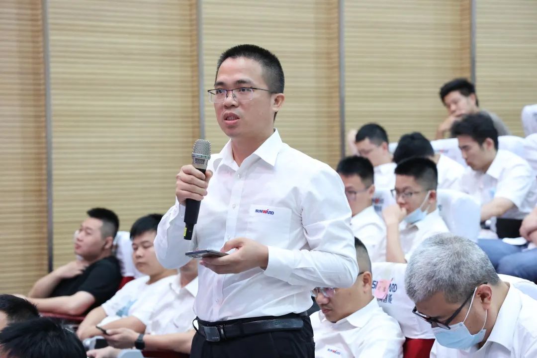 立异引领，智造未来！“2022院士专家长沙行”高端装备高质量生长钻研会盛大举行