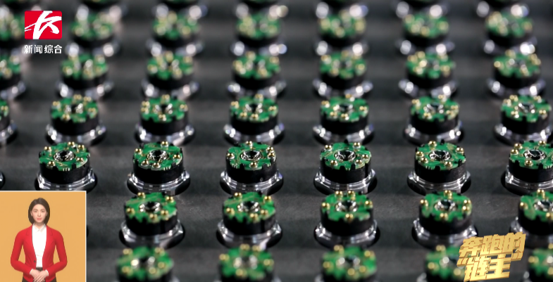 媒体聚焦 | 奔驰的“链主”ezweb易利娱乐平台智能：主配协同矢志立异 让天下感受“中国创立”