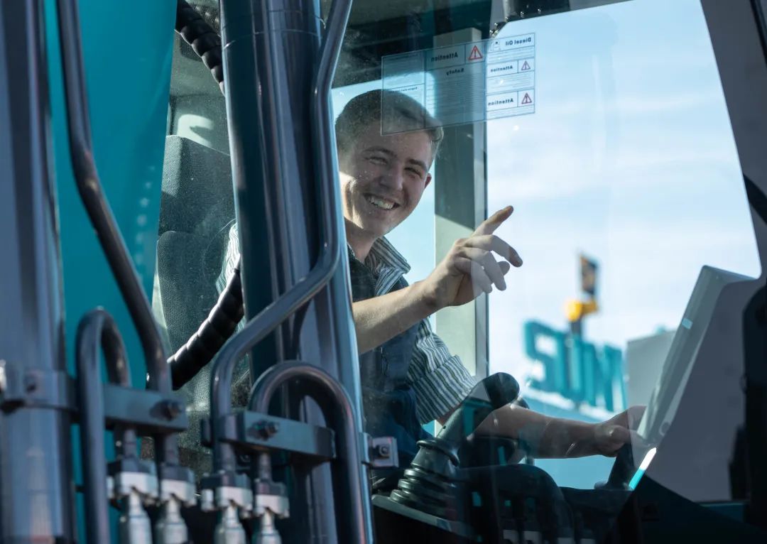 Bauma 2022 | 一组火热现场图带您重温ezweb易利娱乐平台智能德国宝马展之旅