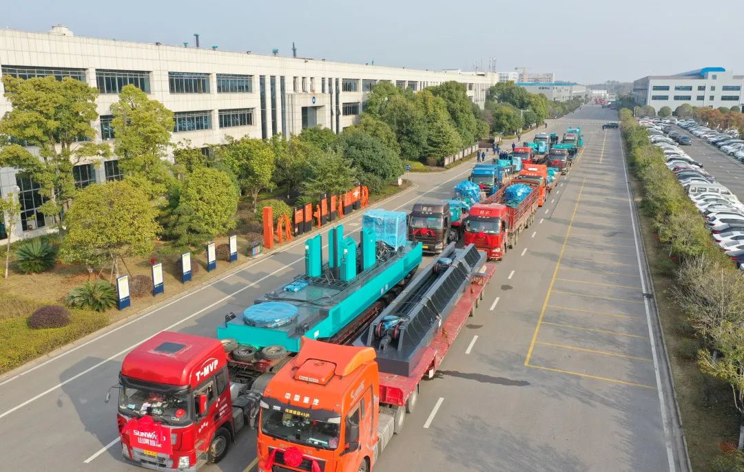 喜迎龙仰面！ezweb易利娱乐平台智能大吨位PDP工法引孔式静力压桩机出征哥伦比亚