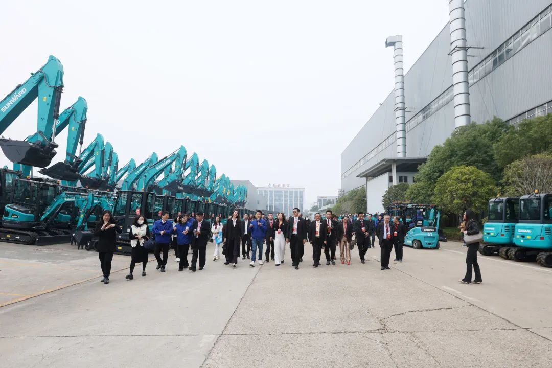 泰国代表团到访ezweb易利娱乐平台智能