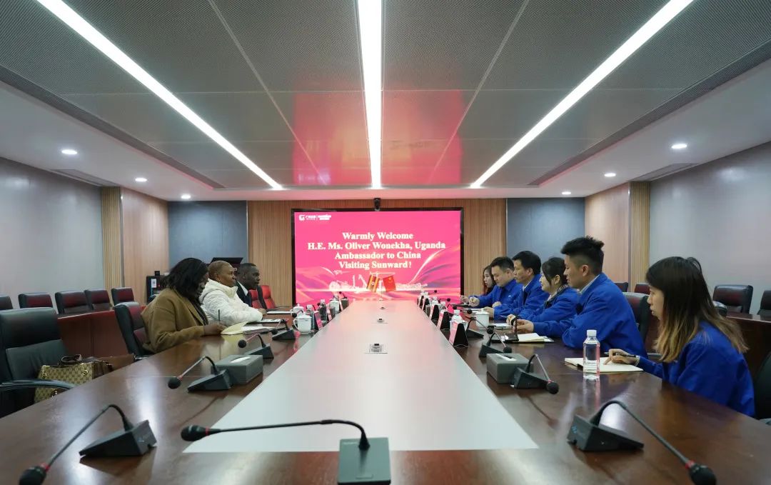 乌干达驻华大使到访ezweb易利娱乐平台智能