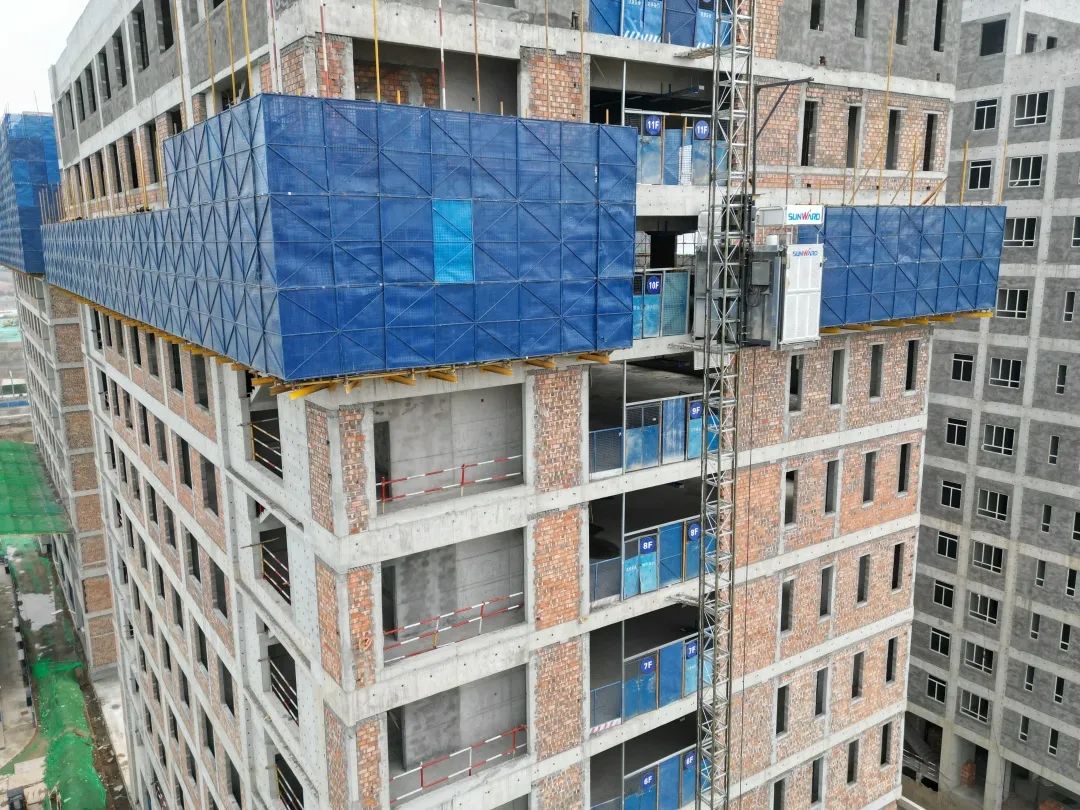 郁勃西北！ezweb易利娱乐平台江麓修建起重机械助建西安都会经济圈