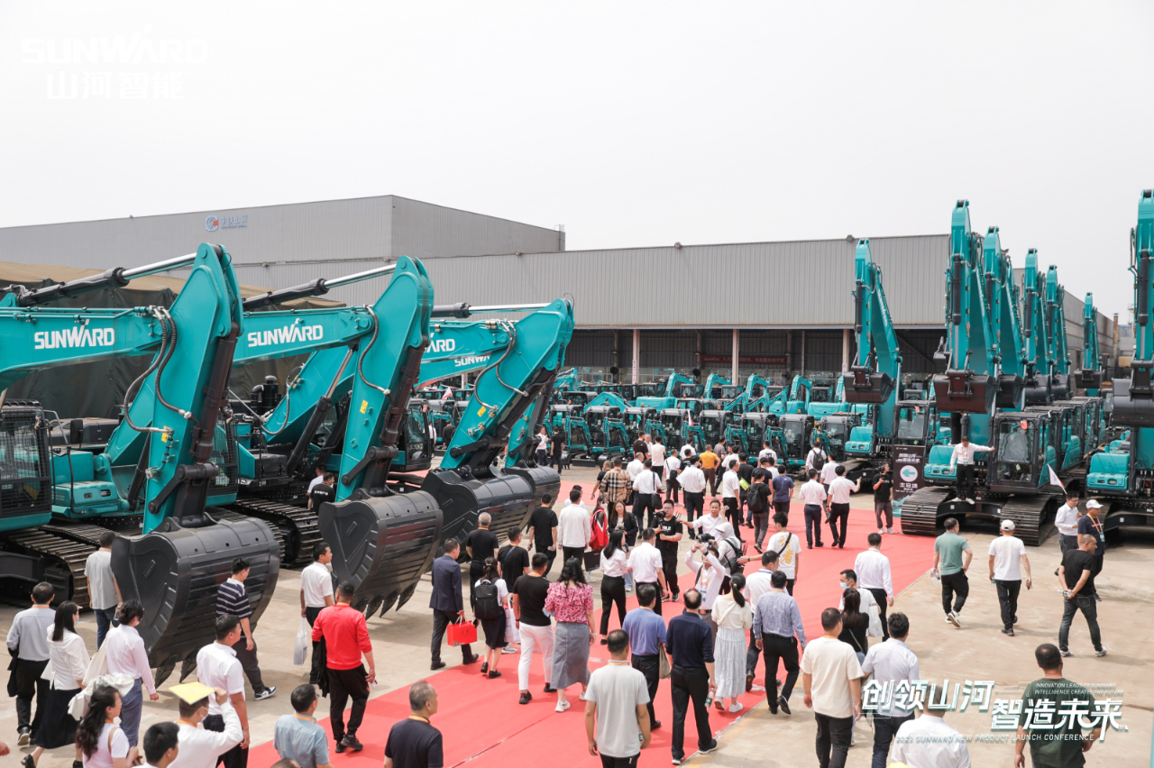 千人齐聚、爆品出击！ezweb易利娱乐平台智能新品推介会圆满举行