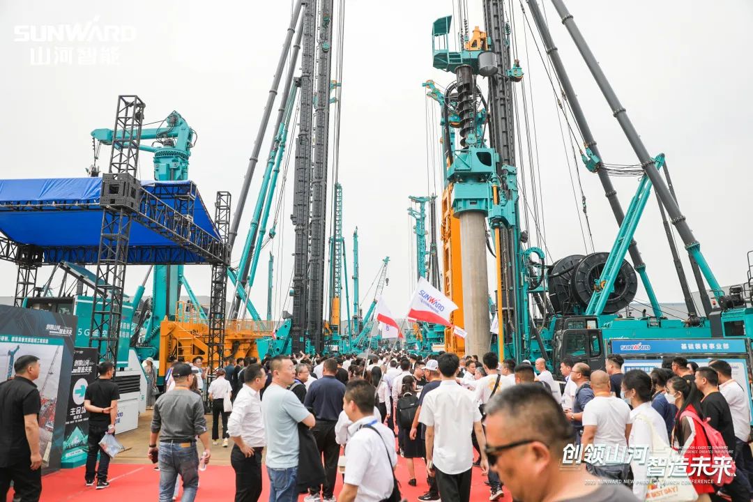 实力出圈！ezweb易利娱乐平台智能地下工程装备“大阅兵”来了