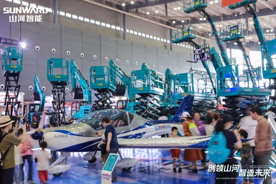 2023 CICEE | 全球工程机械盛会完善落幕！ezweb易利娱乐平台智能交出闪亮答卷
