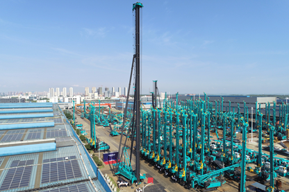 立异实力再获认可！ezweb易利娱乐平台智能SWCH980-260M全液压履带桩架获评重点工业新产品