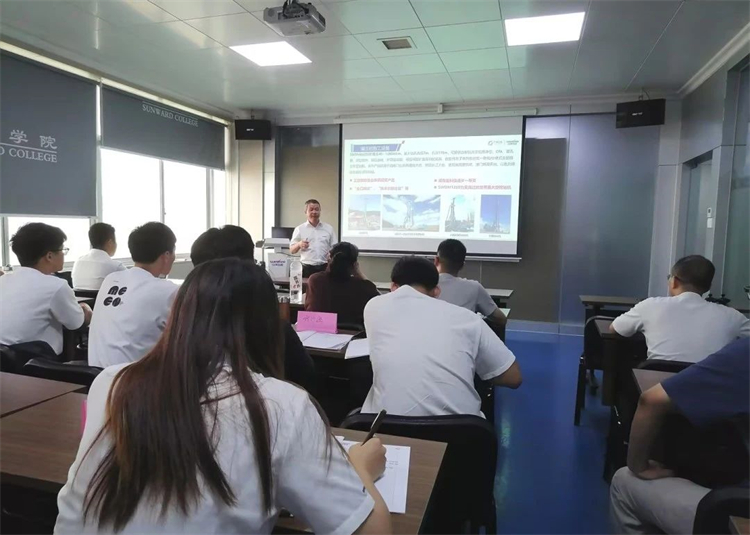 奔赴热爱，ezweb易利娱乐平台智能2023届“智动力”正式报到！