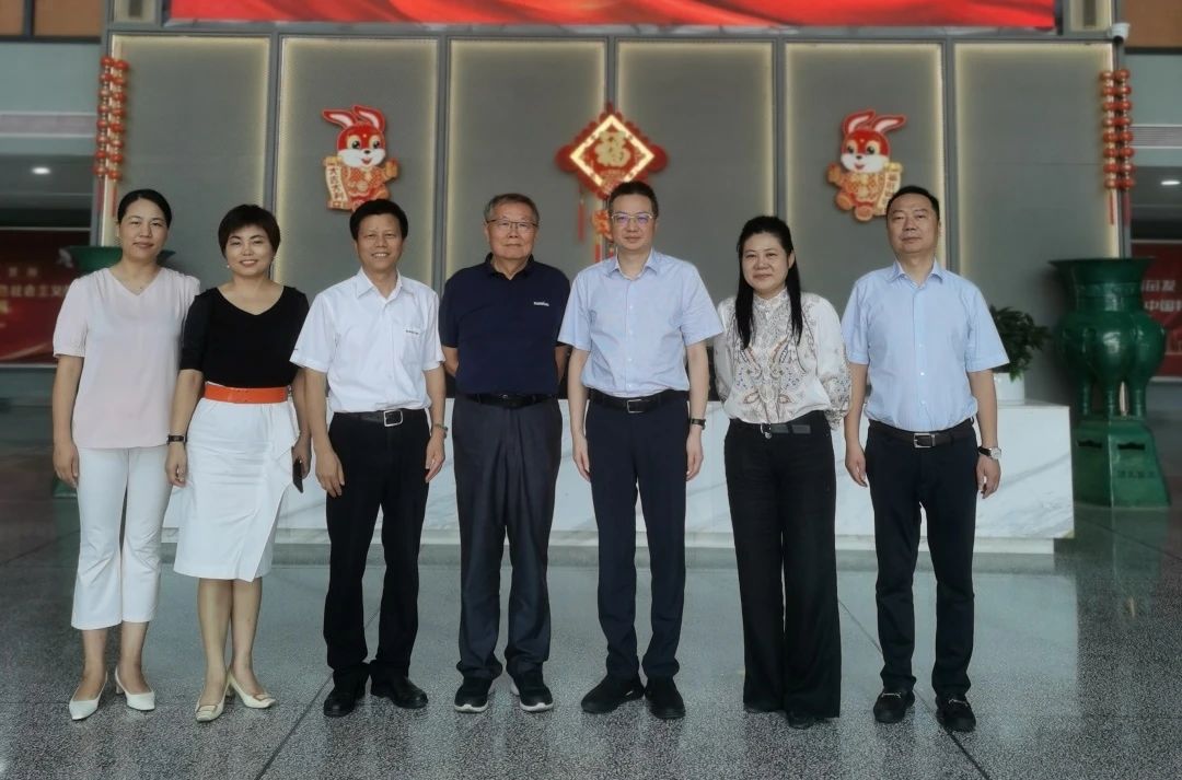 长沙市人民政府副市长、市工商联主席康镇麟调研ezweb易利娱乐平台智能