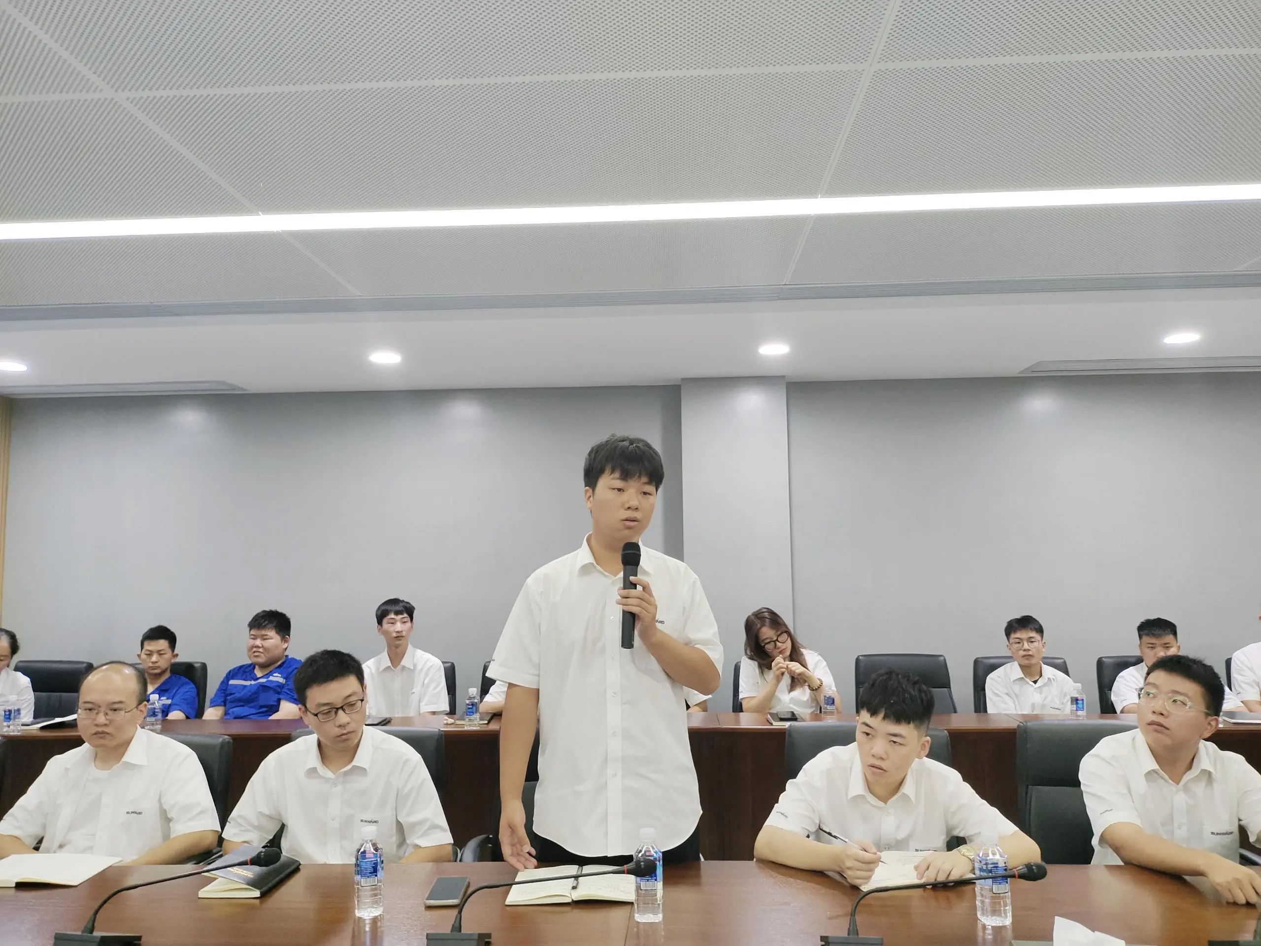 泛论心声，共话未来！这场应届结业生员工座谈会，很暖，很知心！