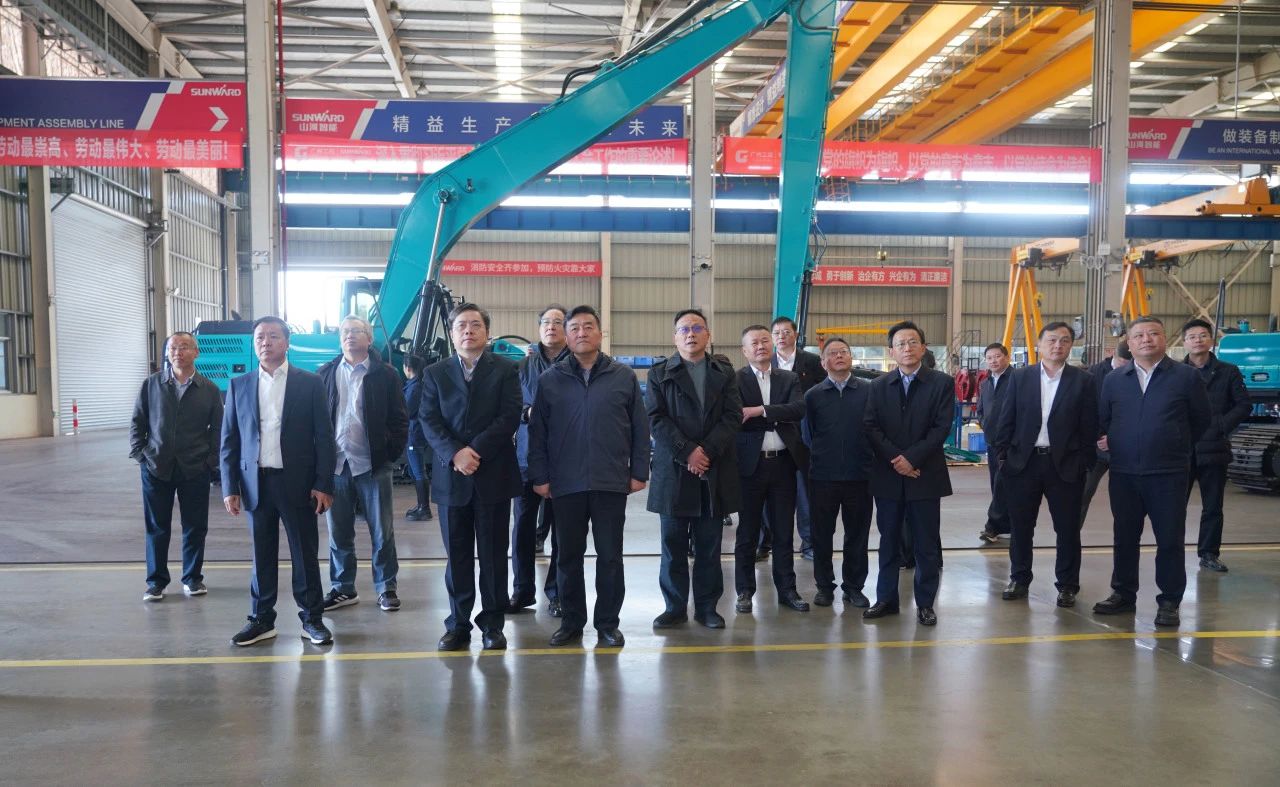 聚焦装备再制造！上海市政协副主席、党组副书记肖贵玉带队调研ezweb易利娱乐平台智能