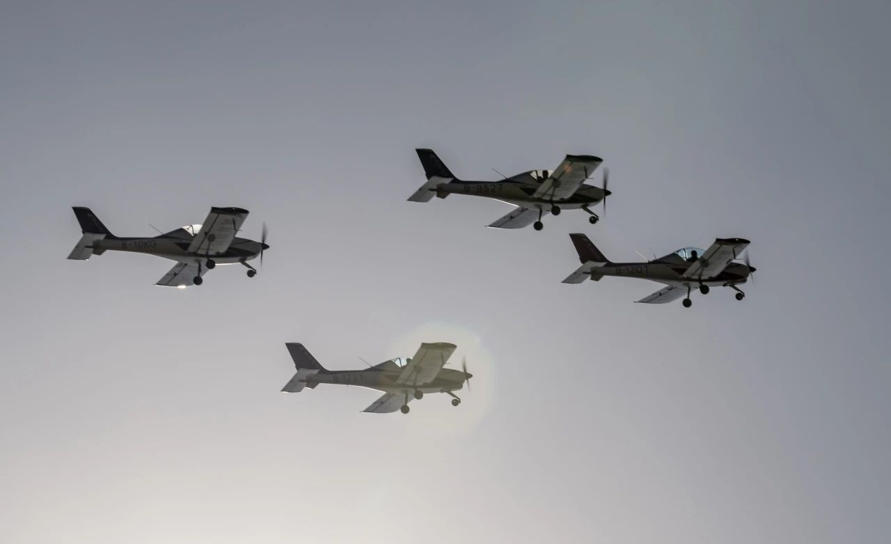 央媒聚焦！一起见证首届亚洲通用航空展上的ezweb易利娱乐平台风范