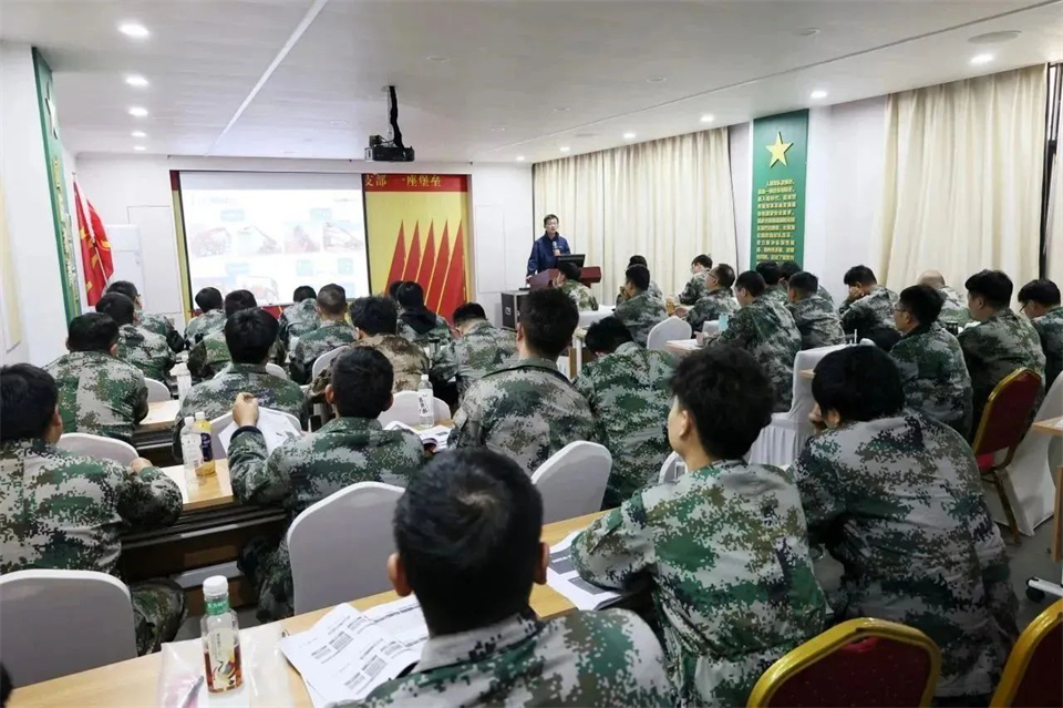 新春第一课，开启新征程！ezweb易利娱乐平台智能2024年营销春季培训乐成举行