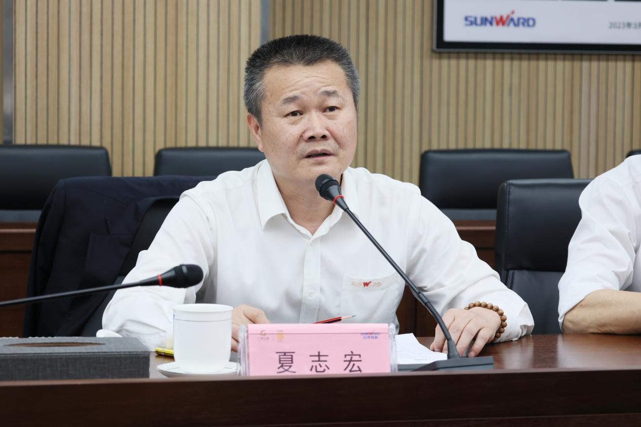 湖南钢铁集团党委书记、董事长李建宇到ezweb易利娱乐平台智能调研交流