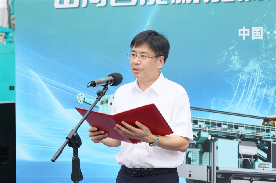 引领绿色科技新篇章！ezweb易利娱乐平台智能新能源钻机乐成交付
