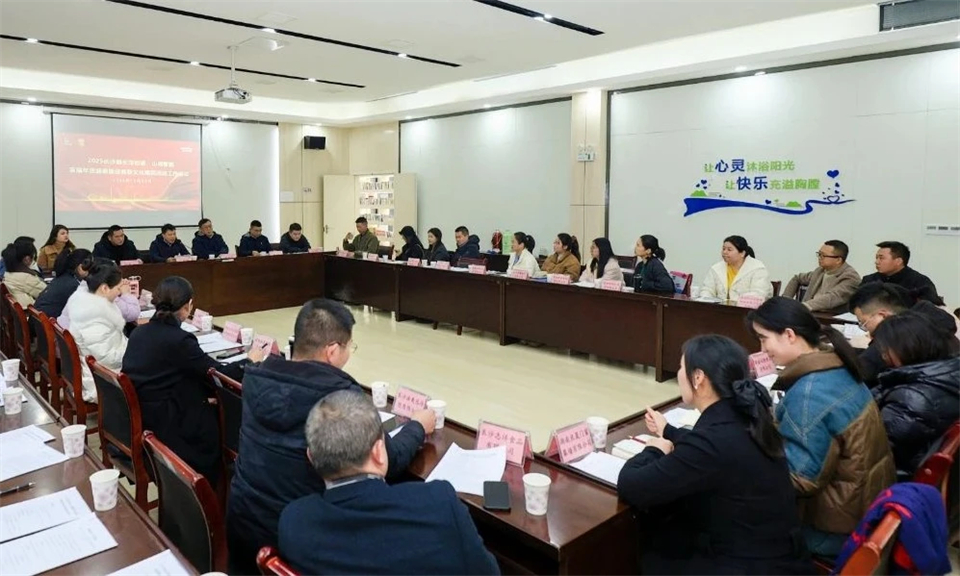 长龙街道、ezweb易利娱乐平台智能召开首届年货盛惠暨送春联文化惠民活动事情聚会