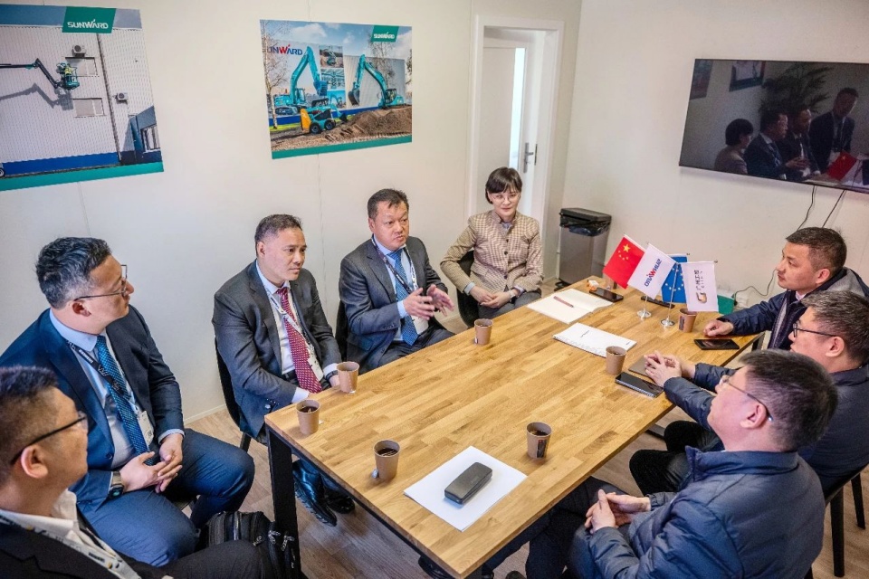Bauma 2025 | 聚焦2025德国宝马展，探索ezweb易利娱乐平台智能的立异装备与可一连解决计划