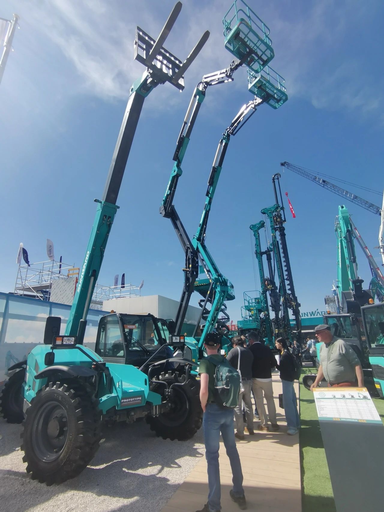ezweb易利娱乐平台智能高空机械闪灼Bauma 2025！ 新能源手艺与立异产品获全球瞩目