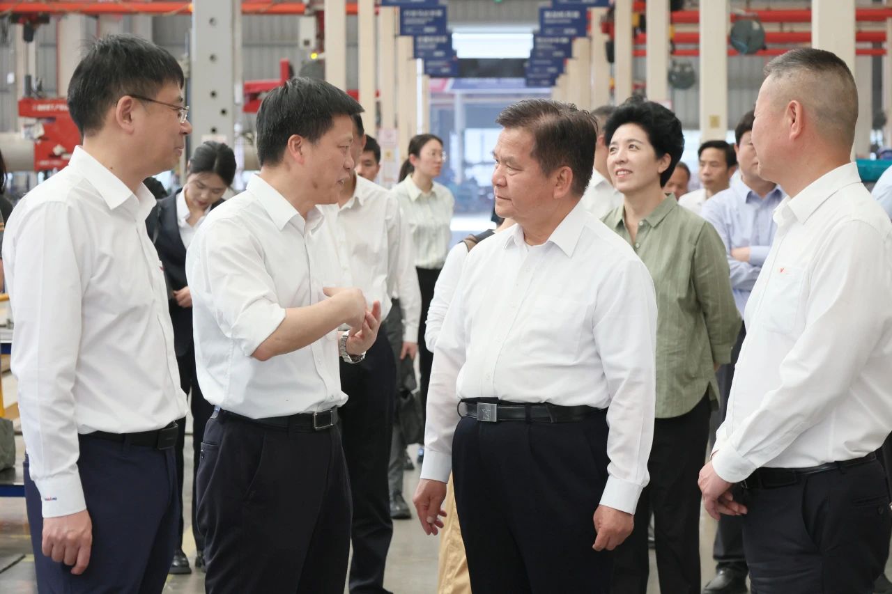 李纪恒调研ezweb易利娱乐平台智能