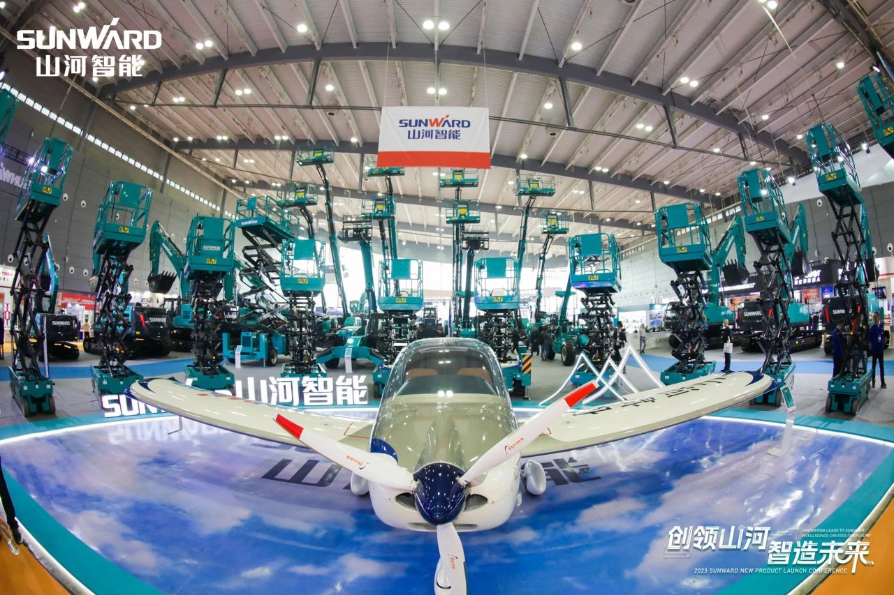 2025 CICEE | ezweb易利娱乐平台智能历届长沙展高光回首！再启新篇，邀您共赴立异之约！