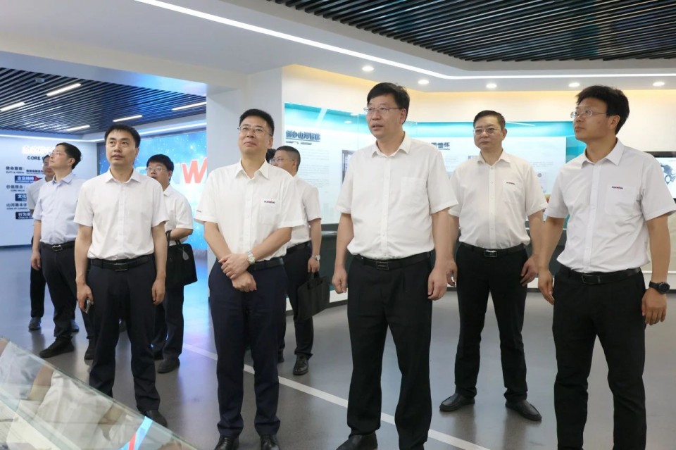 中国工程院院士、中南林业科技大学党委书记吴义强一行到ezweb易利娱乐平台智能开展访企拓岗活动