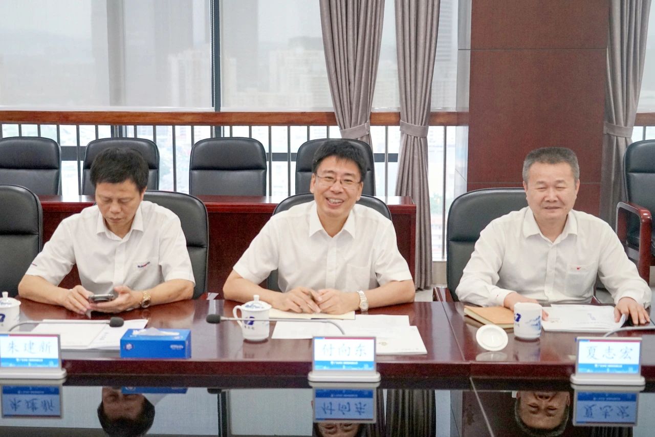 ezweb易利娱乐平台智能董事长付向东率队造访广东水电二局，深化相助同营生长