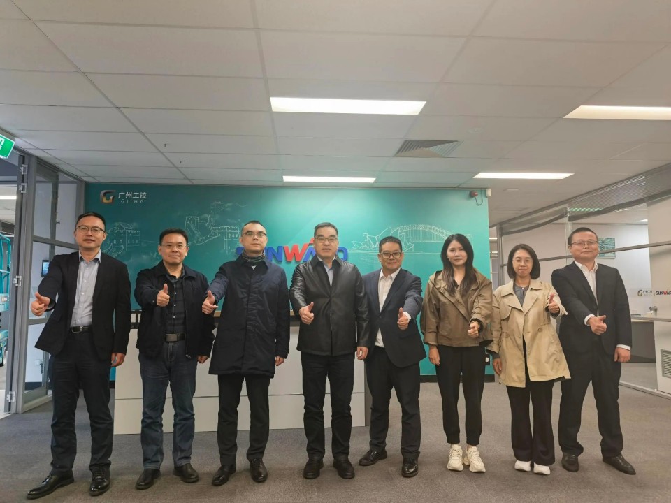 广州工控集团总司理王福铸率队考察ezweb易利娱乐平台智能澳大利亚子公司